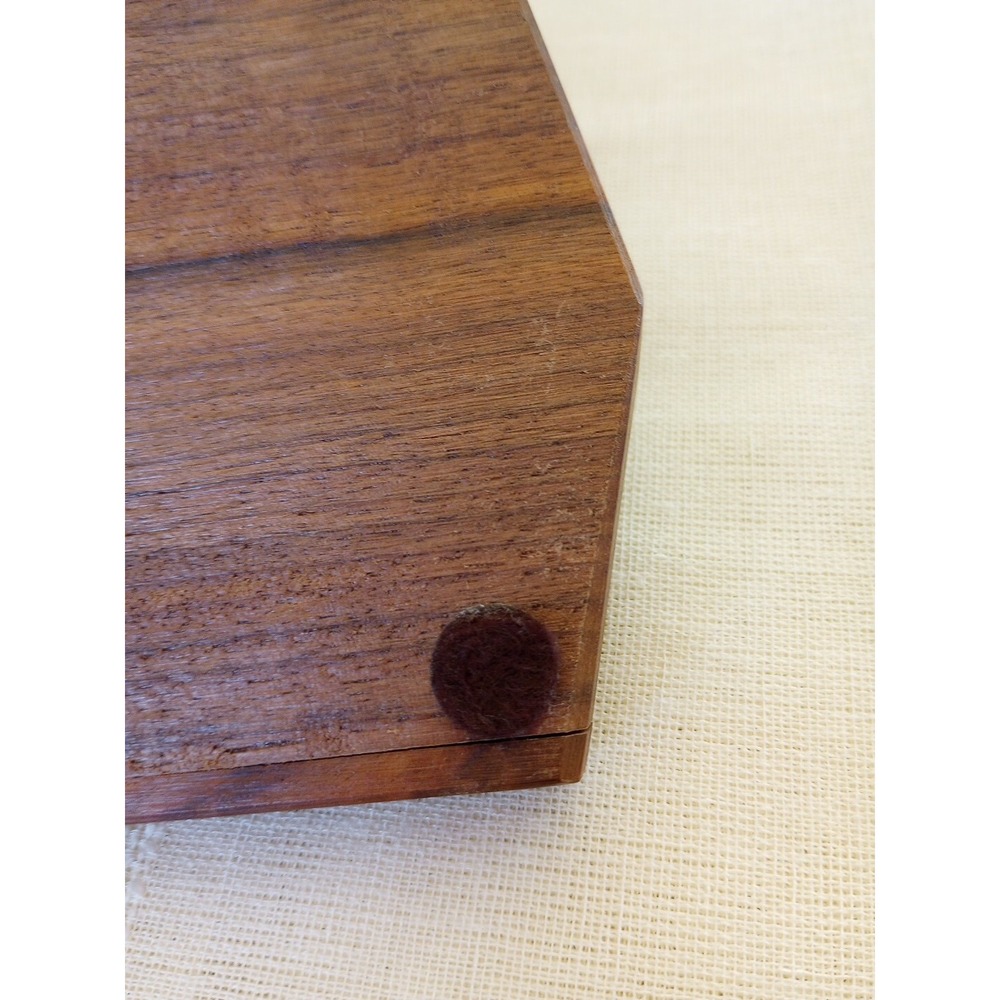 VTG American Walnut Bureau Top Valet 3 Shallow Resting Spots/4 Pegs 9" Long USA - Picture 11 of 14